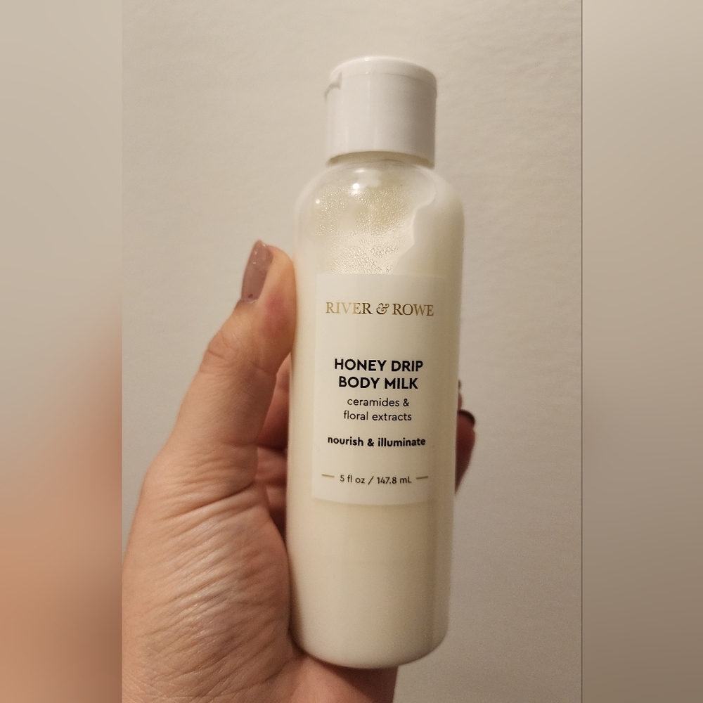 River & Rowe Honey Drip Body Milk 5 Fl Oz New